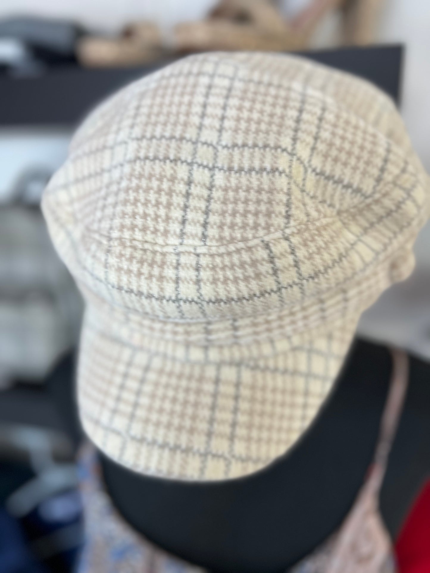 Off White Vintage Hat (women’s)