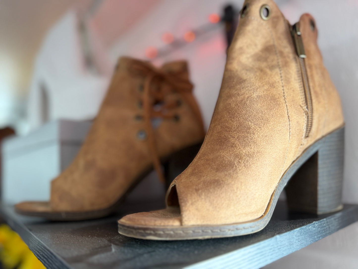 Brown platforms