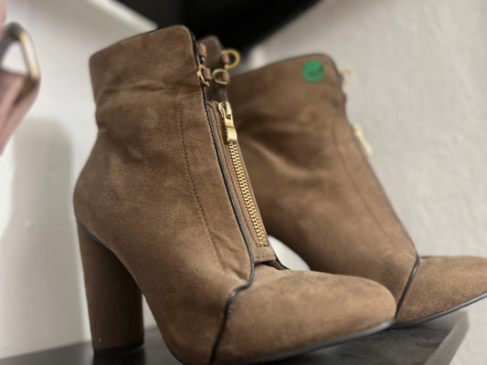 Brown Heel Platform