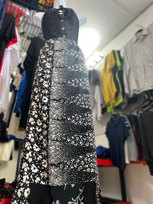 Long Skirt (Black & White)